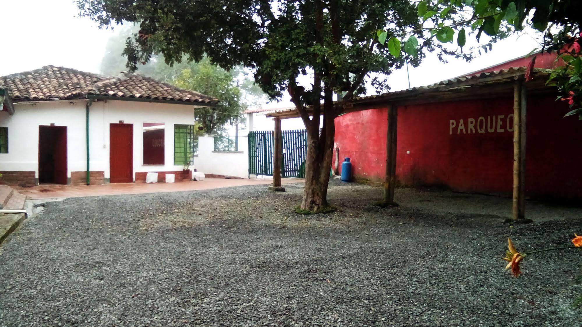 Eco Lodge La Juanita La Linda Экстерьер фото